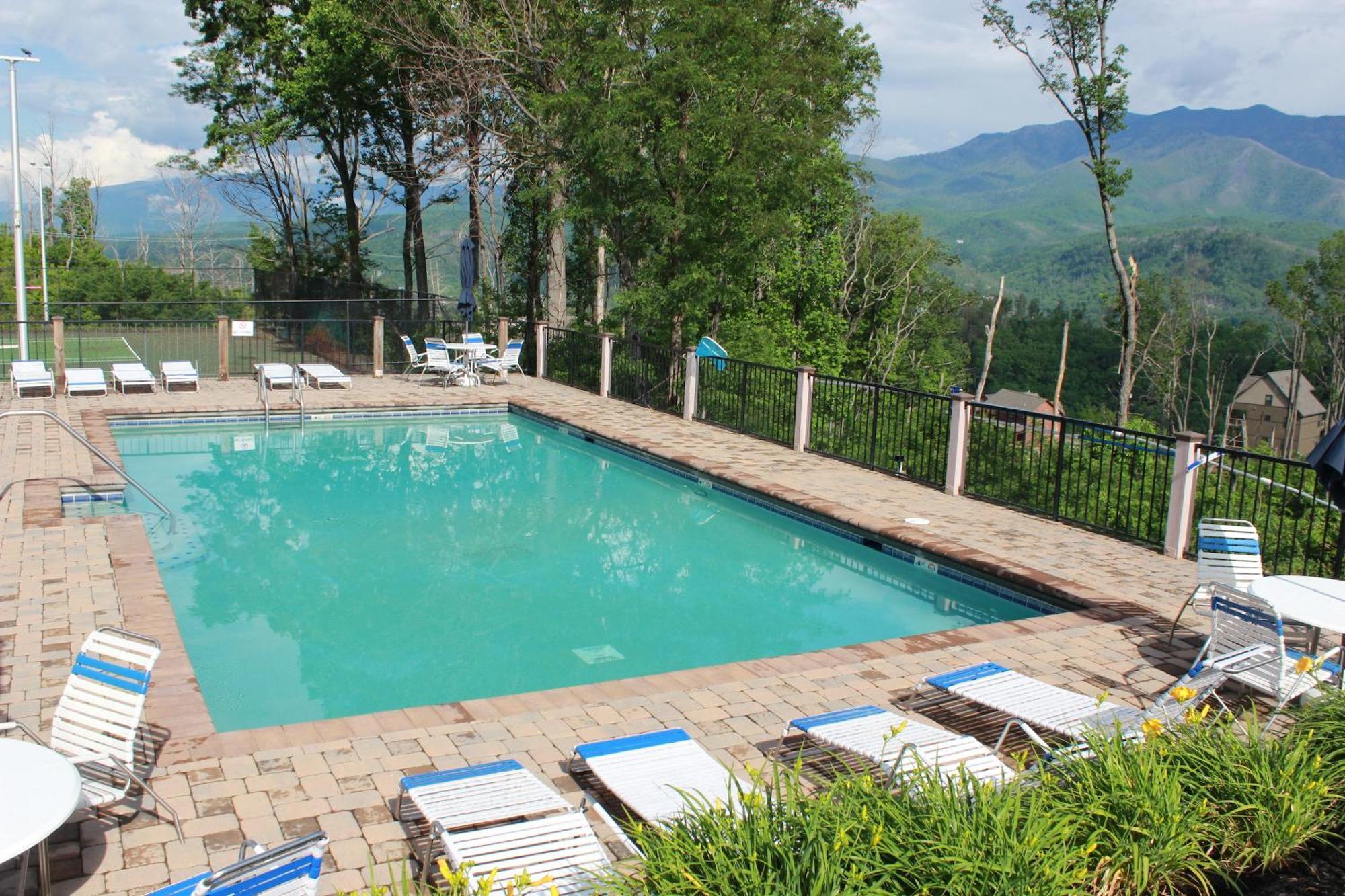 Heavenly View - Bear Themed Cabin, Hottub, Dog-Friendly, Near Gatlinburg Exterior foto