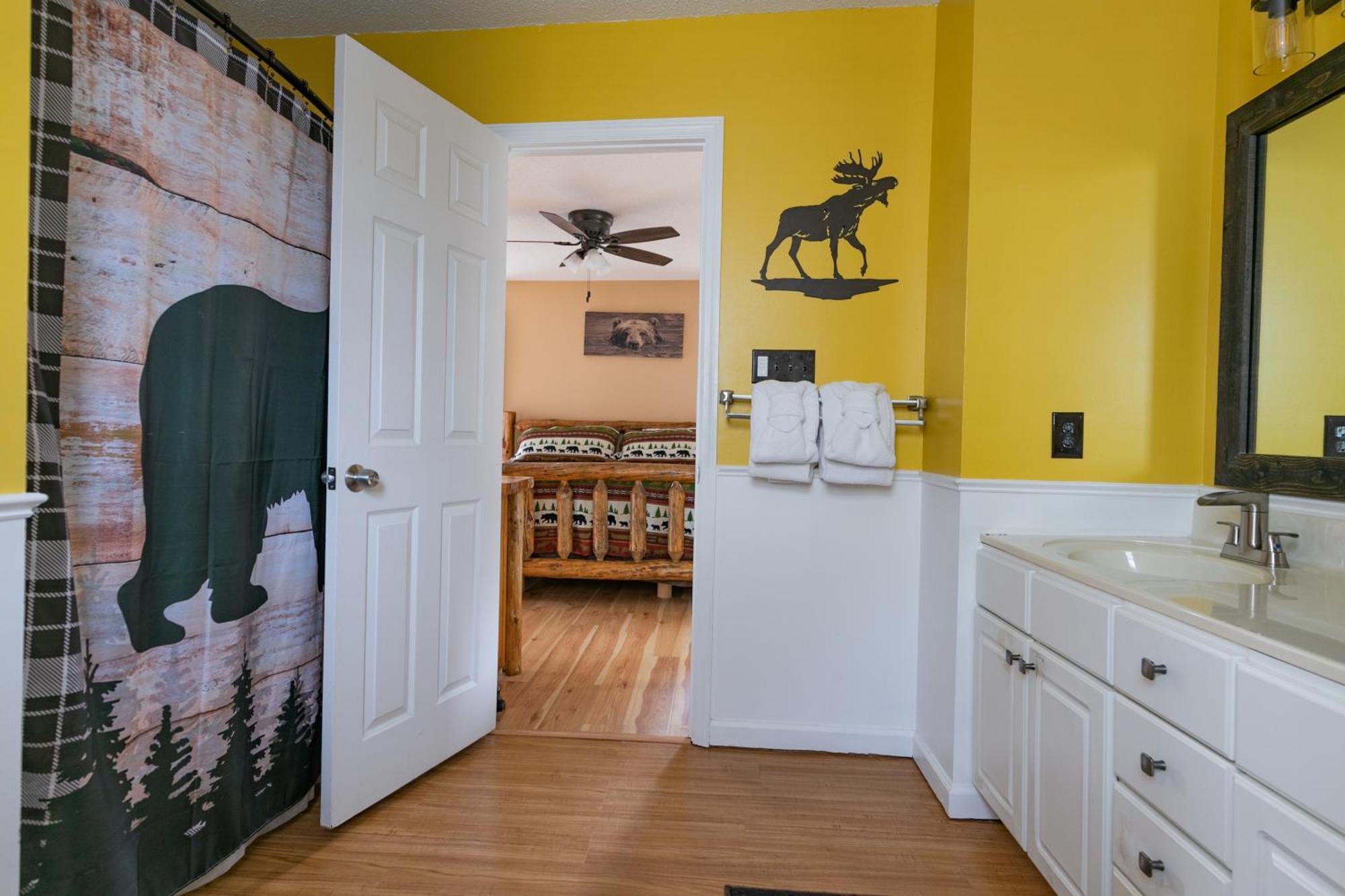 Heavenly View - Bear Themed Cabin, Hottub, Dog-Friendly, Near Gatlinburg Exterior foto